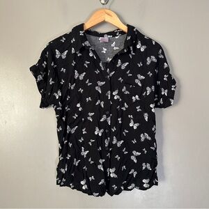 No boundaries Black Butterfly Print Women's Button Down Top